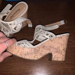 American Eagle Wedges